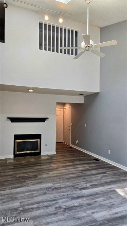 1369 Bobby Ln - Photo 4 of 26