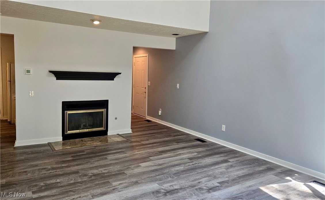 1369 Bobby Ln - Photo 7 of 26