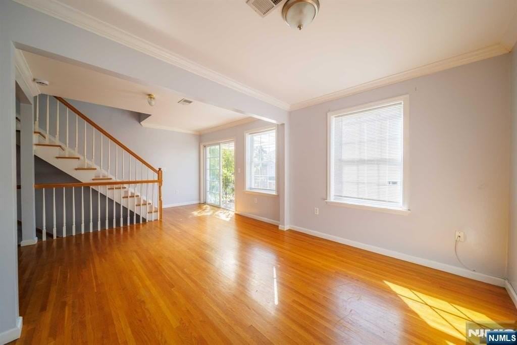 87 Pine St ## 89 - Photo 4 of 15