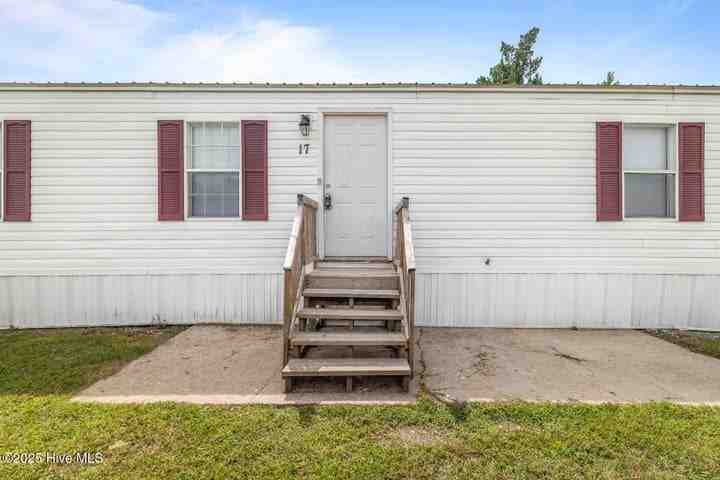 119 Starwood Circle - Photo 3 of 17