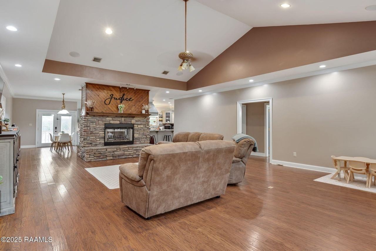 16634 W La Hwy 330 - Photo 4 of 35