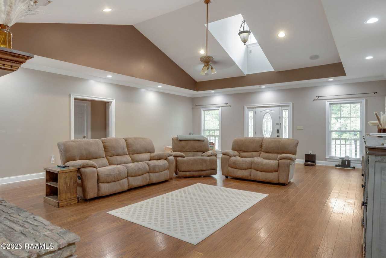 16634 W La Hwy 330 - Photo 5 of 35