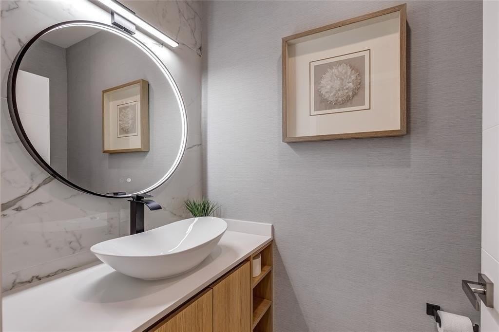 811 Sw 10th Ter - Photo 4 of 35