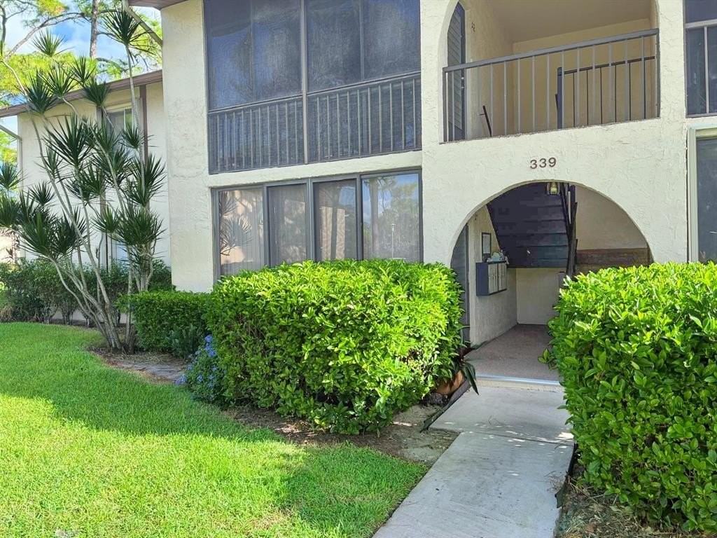 339 Knotty Pine Cir #A1 - Photo 3 of 30