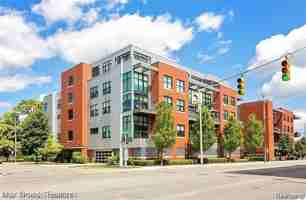 featured image of 100 N Center St #301