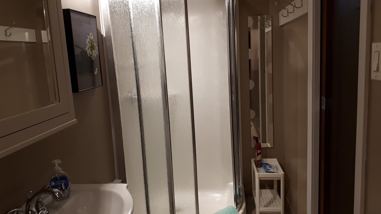 3 Rue Élisabeth-Bruyère #6 - Photo 6 of 7