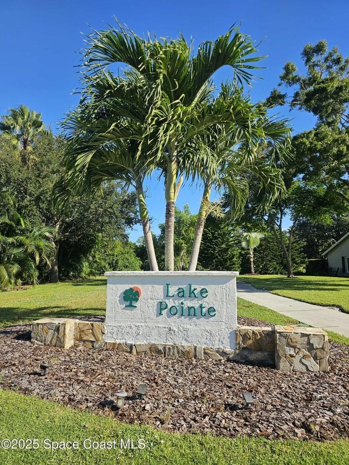 391 Cypress Point Drive - Photo 3 of 28