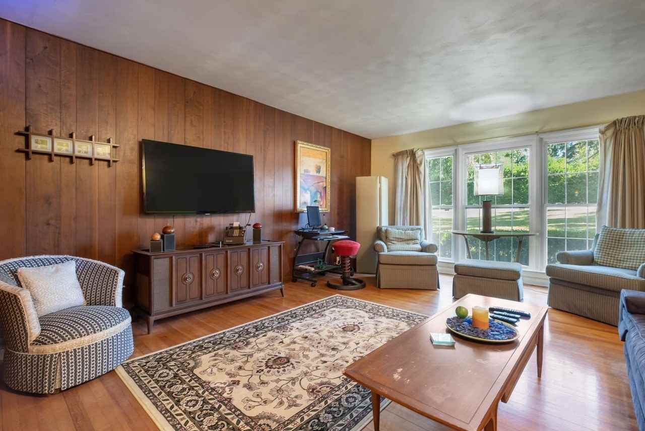 1716 S Meridian St - Photo 5 of 23