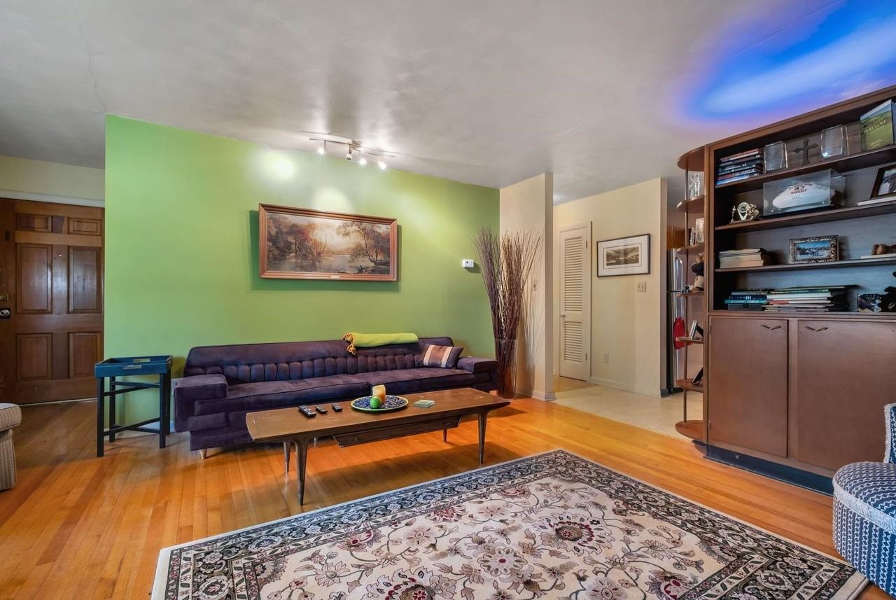 1716 S Meridian St - Photo 6 of 23