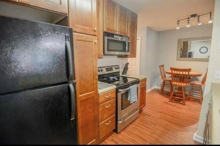 2525 Hartsfield Rd Apt 23 #23 - Photo 6 of 13