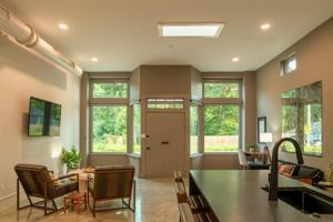 featured image of 612 West 8th Avenue