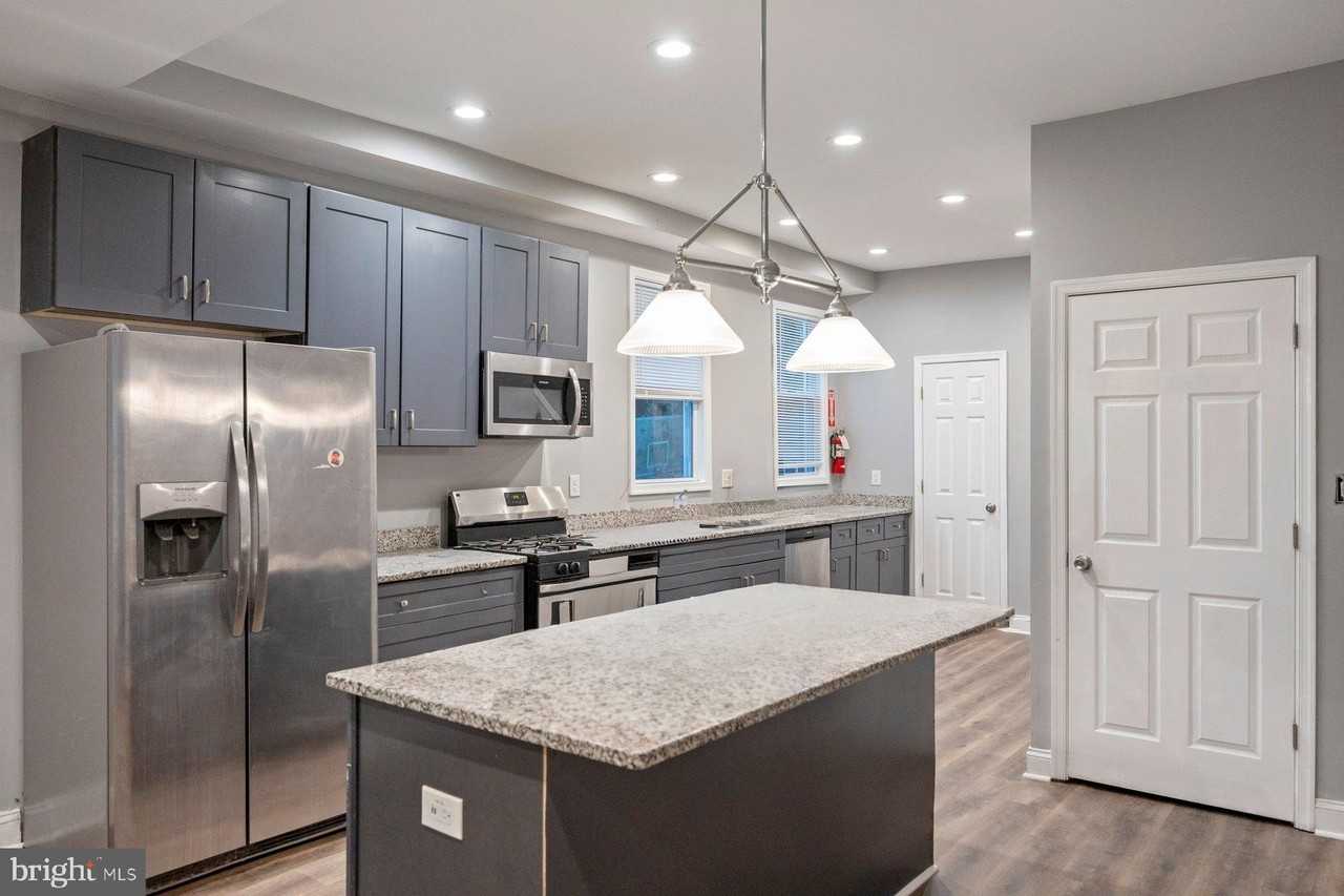 2909 Echodale Ave - Photo 3 of 26