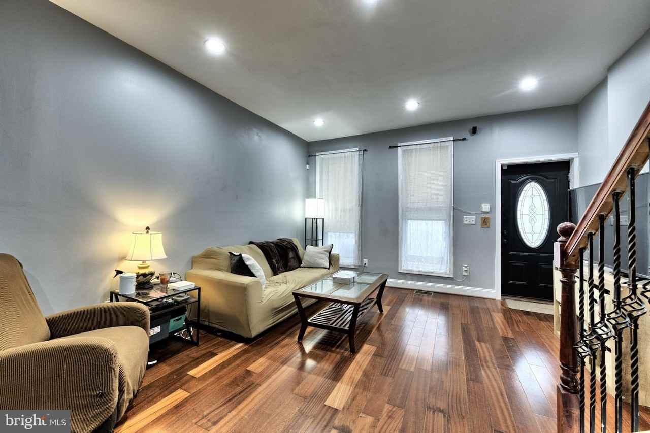 318 East 28th Street - Photo 3 of 20