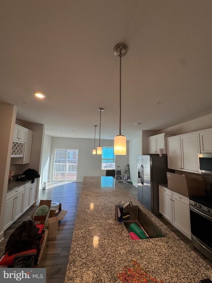 4151 Skipton Pl - Photo 4 of 20