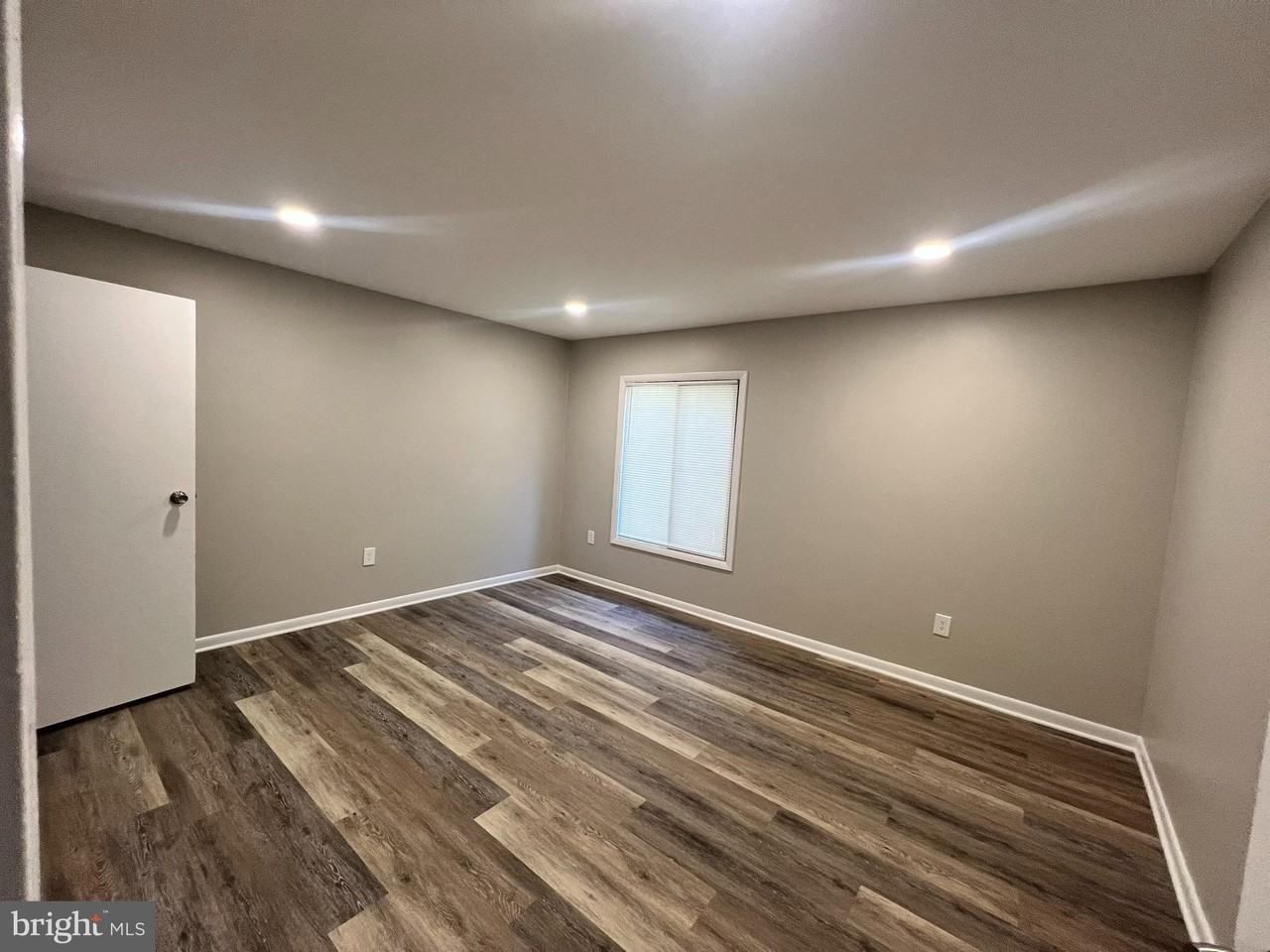 6928 Hanover Parkway #2 - Photo 5 of 19