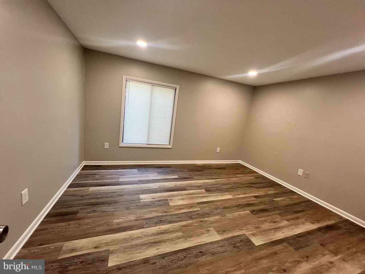 6928 Hanover Parkway #2 - Photo 7 of 19