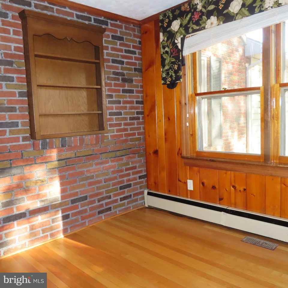 14109 Buchanan Trl W - Photo 3 of 38