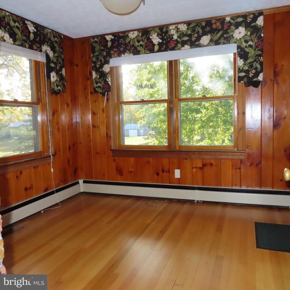 14109 Buchanan Trl W - Photo 4 of 38