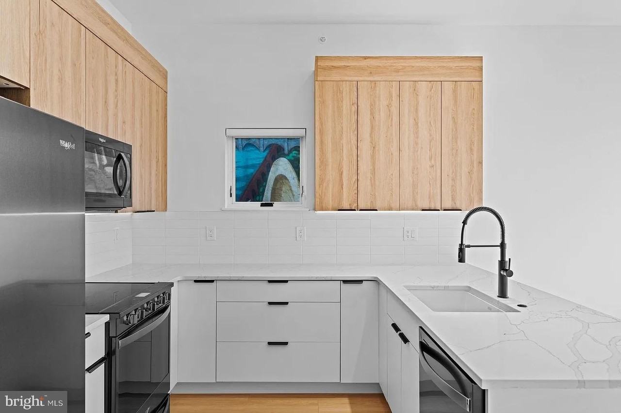 4225 Powelton Avenue #2 - Photo 4 of 28