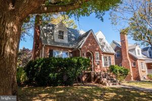 featured image of 4739 16th St N