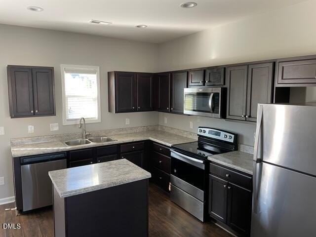 145 Picabo St - Photo 2 of 9