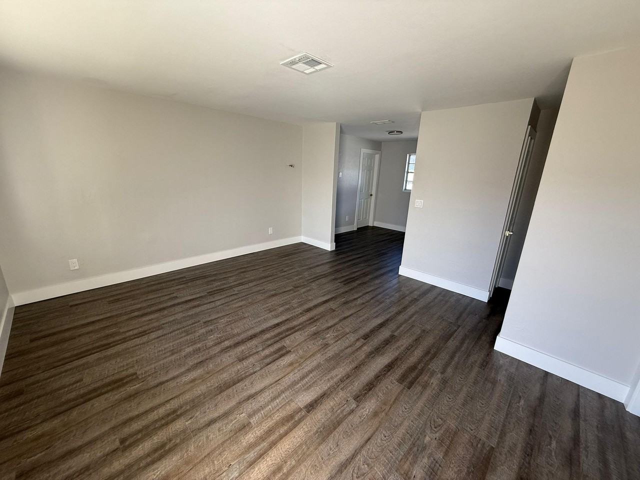 5449 Fifth Avenue #5451 - Photo 4 of 10