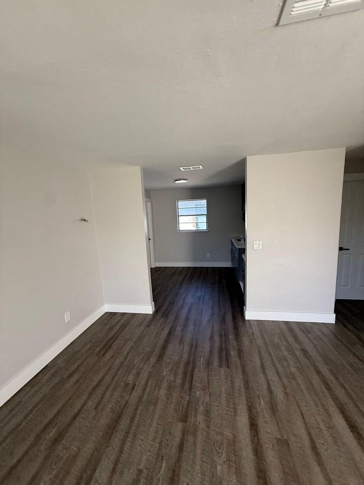 5449 Fifth Avenue #5451 - Photo 5 of 10