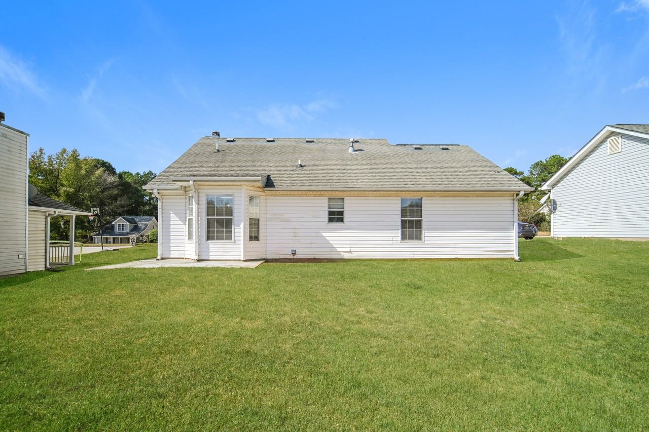 1405 N Hampton Dr - Photo 3 of 15