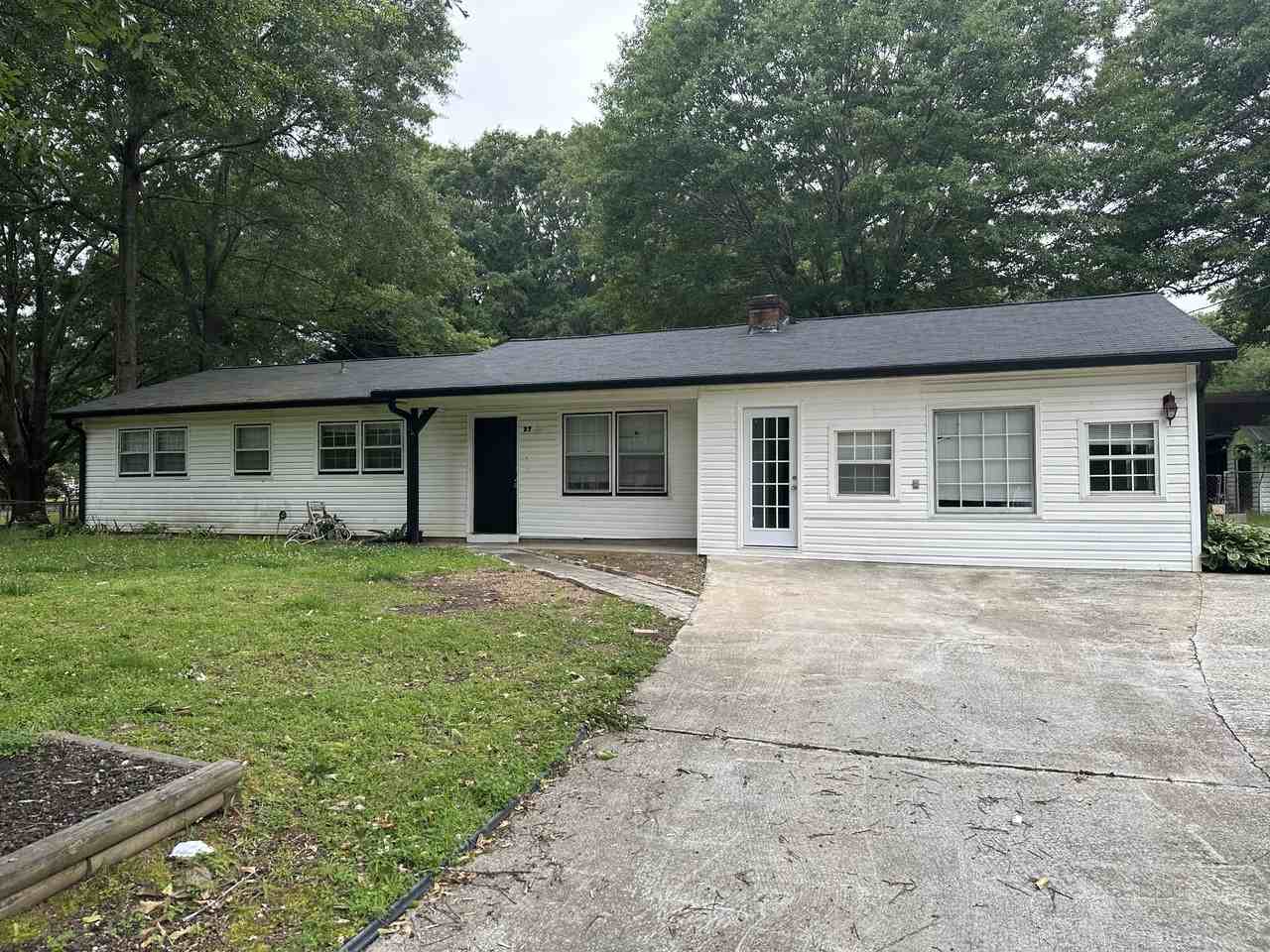 37 Trace Train Court - Photo 2 of 23