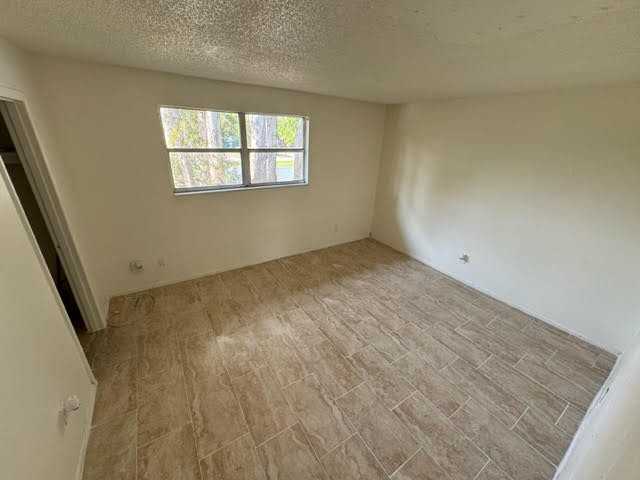 2629 Broadway #11 - Photo 3 of 6