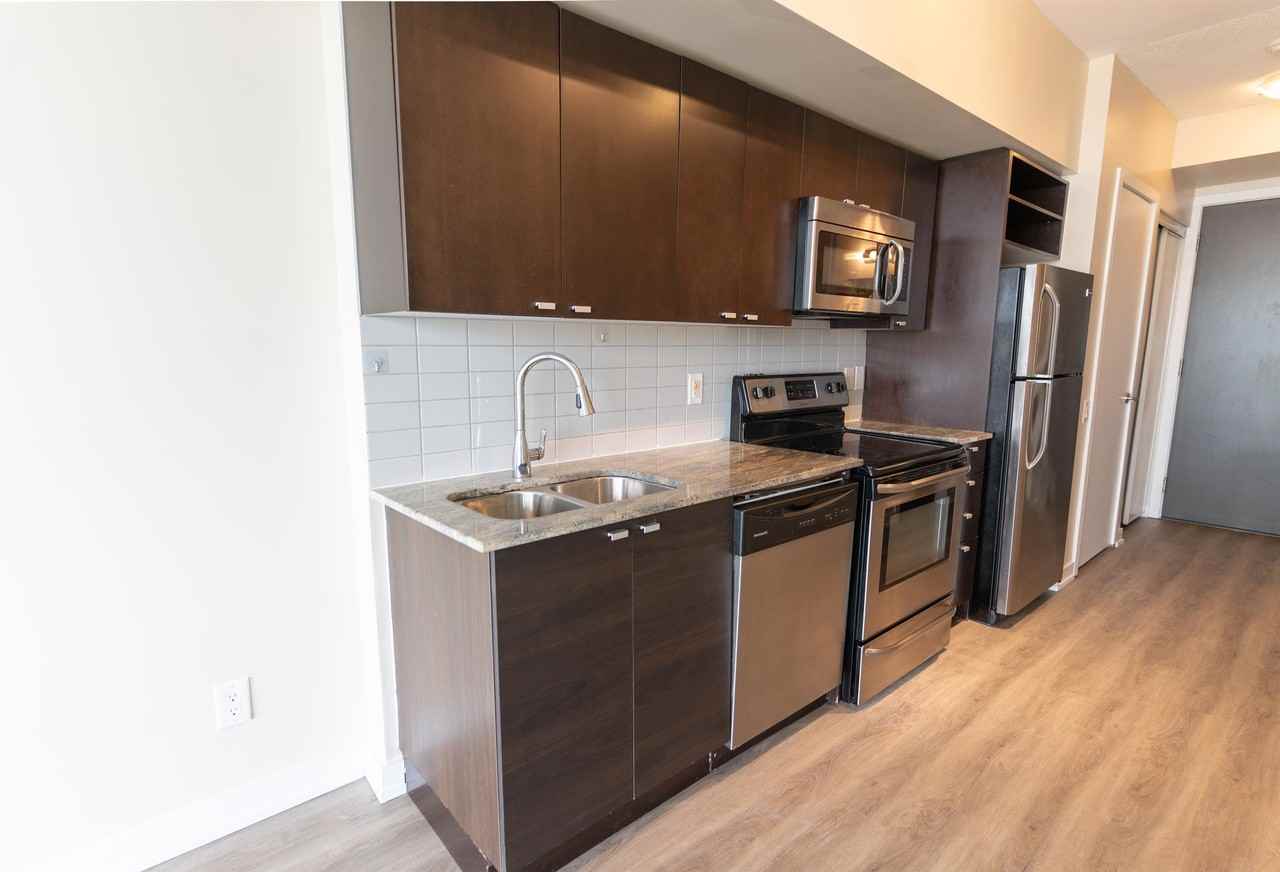 105 Windermere By The Lake Phase 2 #612 - Photo 2 of 10