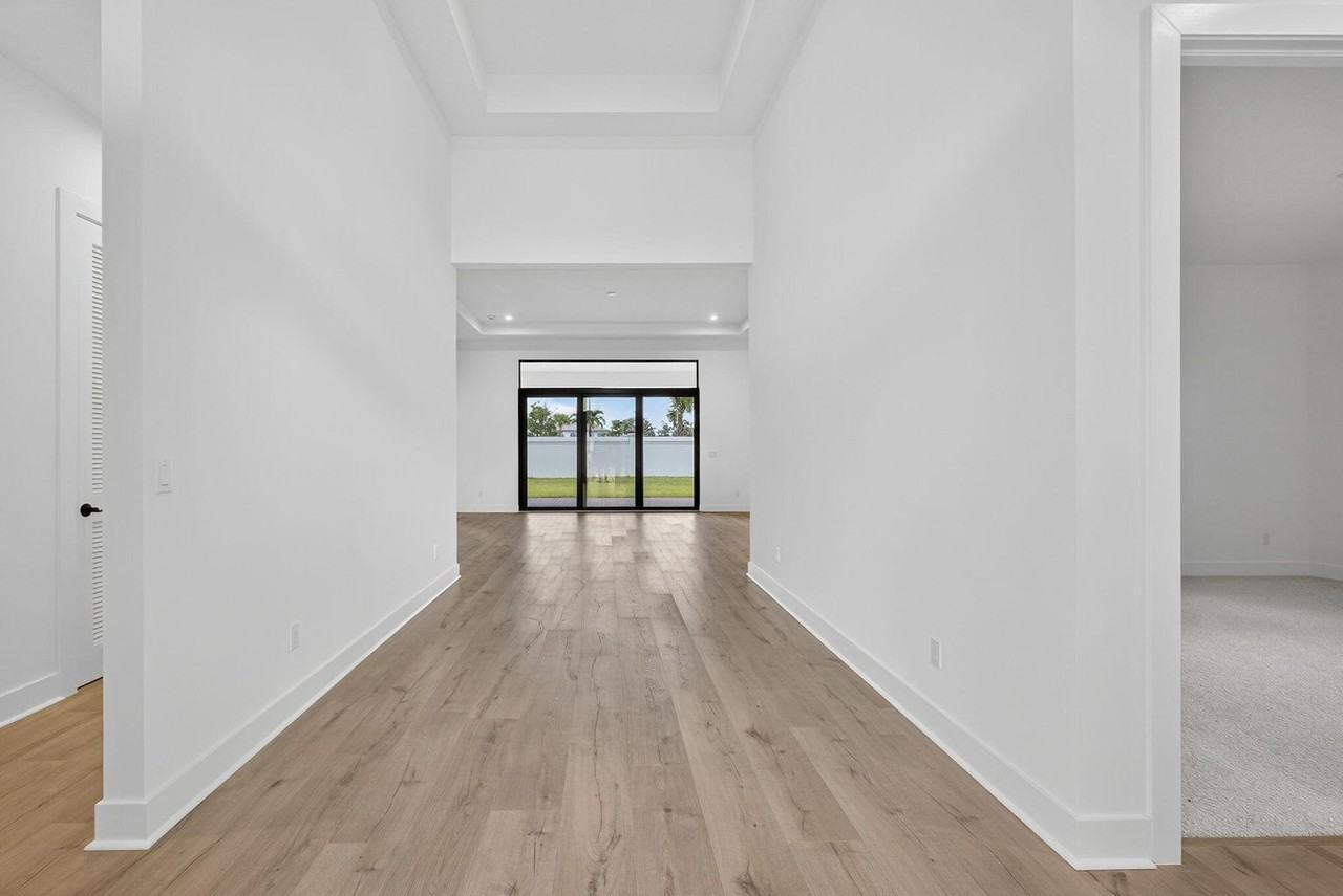 9512 Saint Germain Drive - Photo 6 of 20