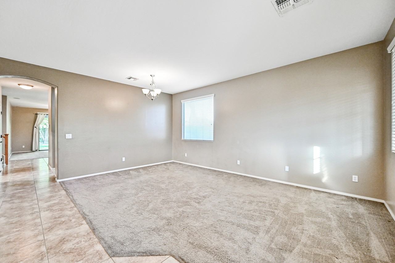 15342 West Windsor Avenue - Photo 3 of 32