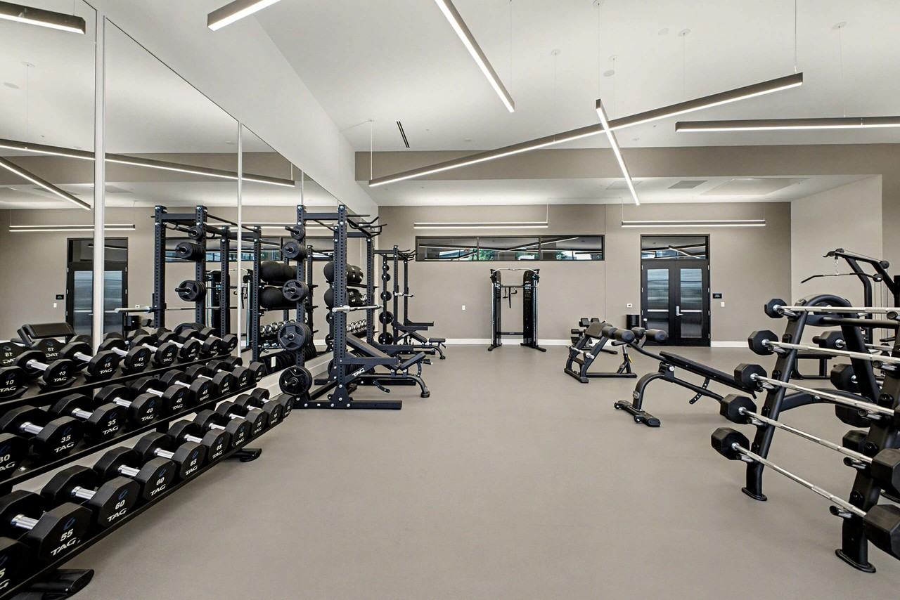 Grace - Photo 6 of 50