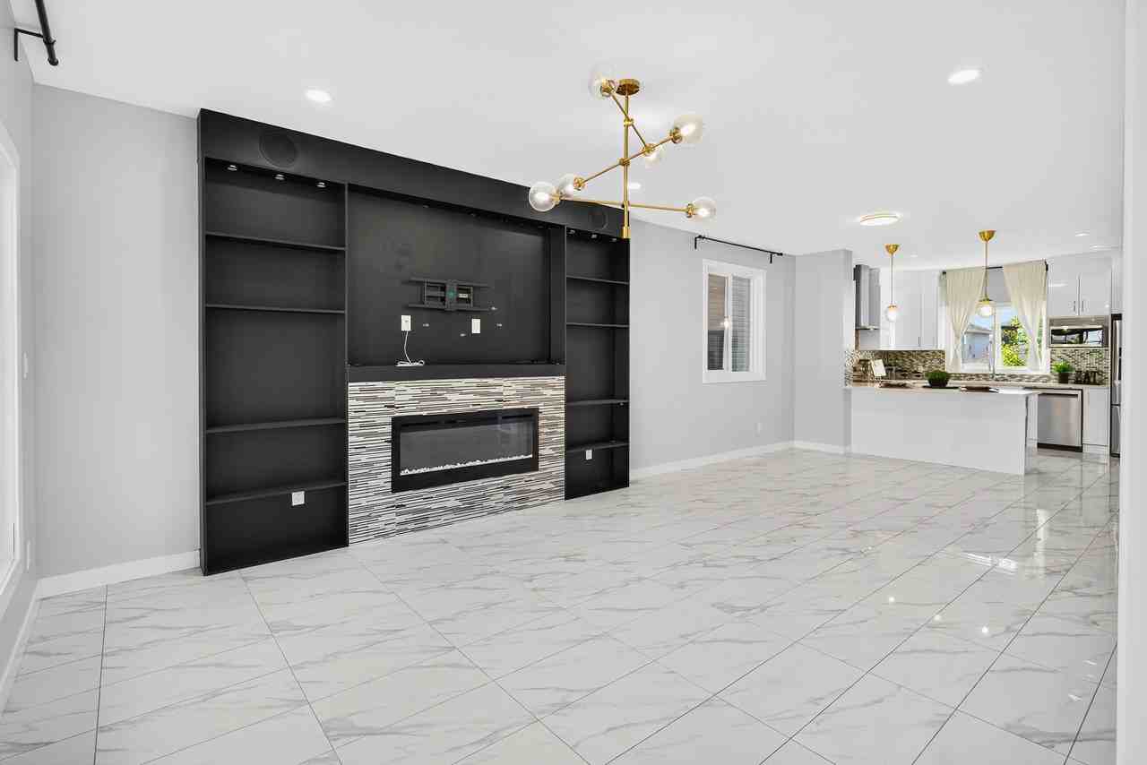 4710 35 Street - Photo 7 of 33