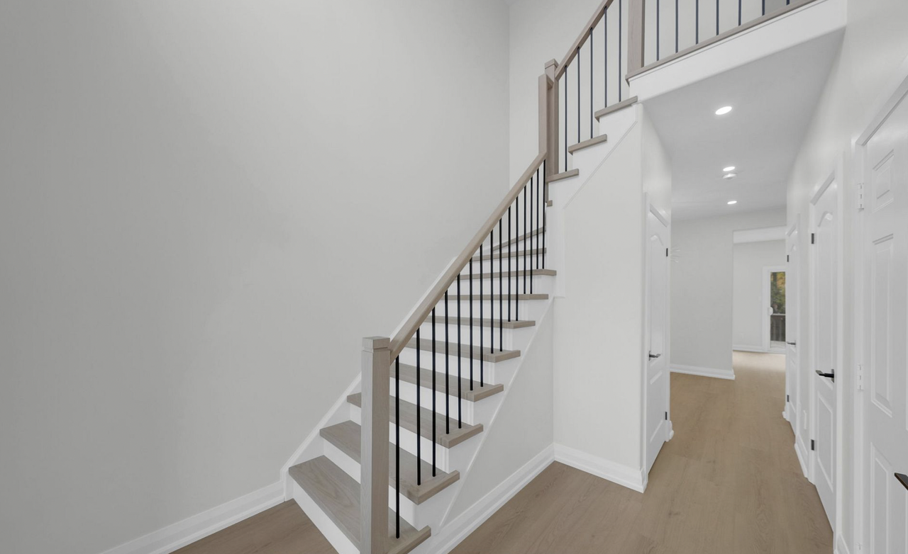 61 Wallace Street - Photo 3 of 22