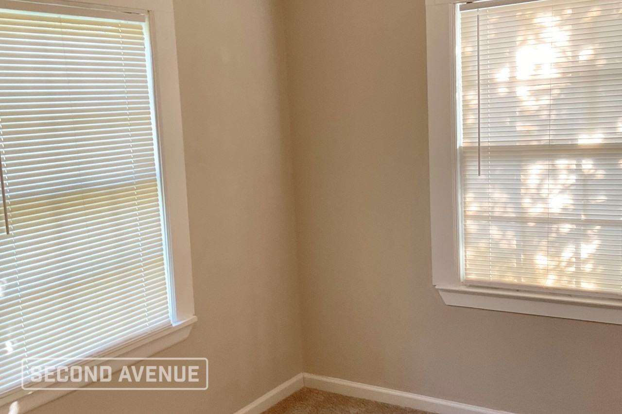 321 17th Avenue North - Photo 4 of 9