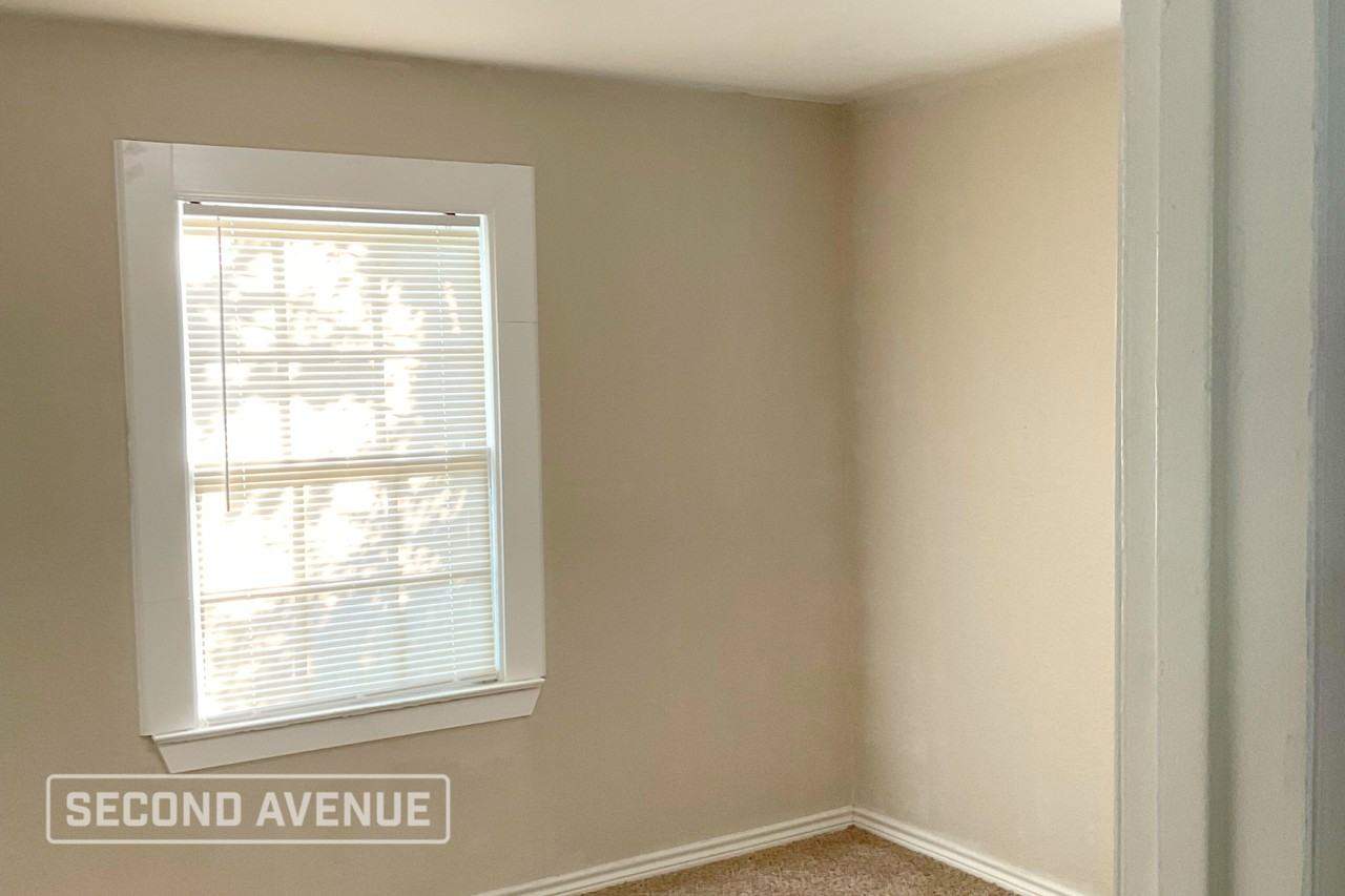 321 17th Avenue North - Photo 5 of 9