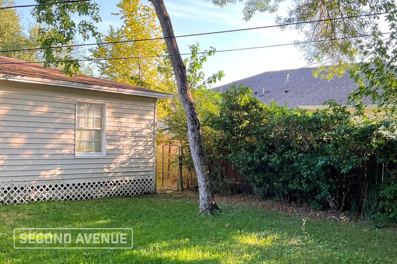 321 17th Avenue North - Photo 6 of 9