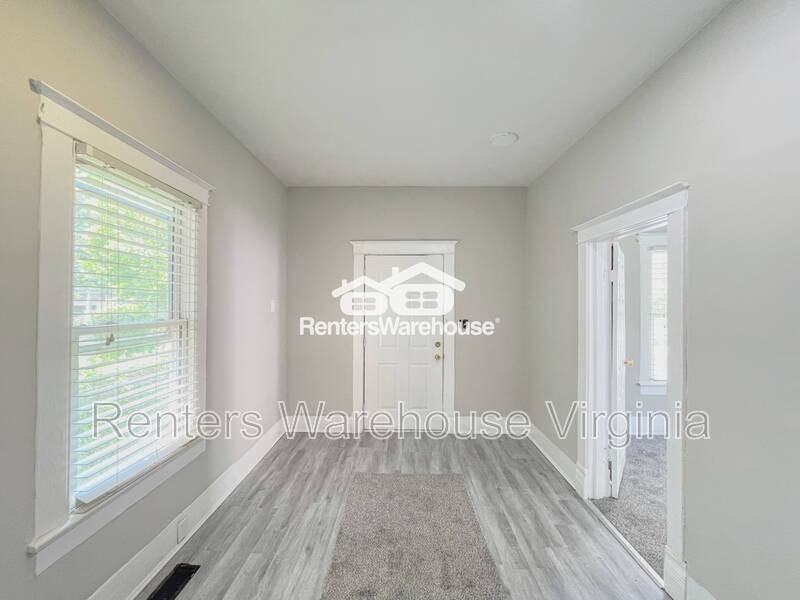 1247 23rd St - Photo 2 of 26