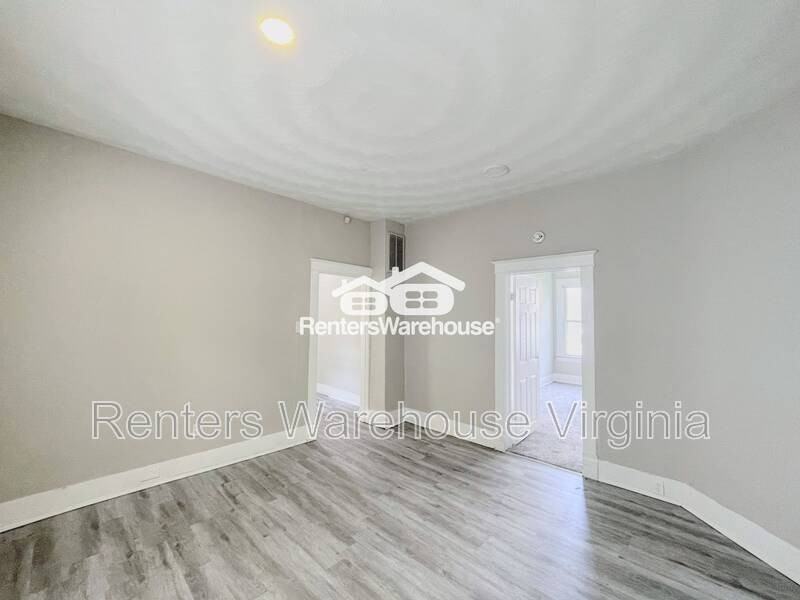 1247 23rd St - Photo 6 of 26