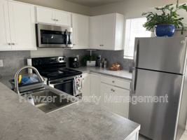 featured image of 17 High School Rd #G