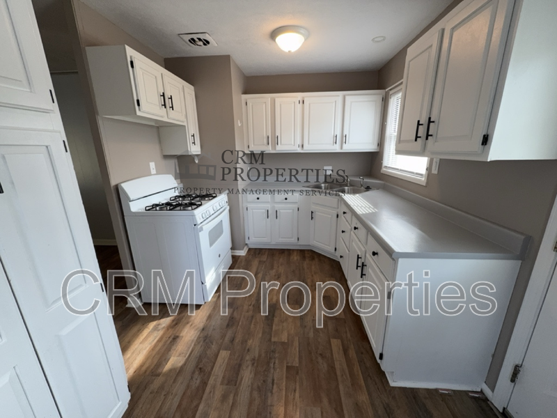 1109 East Cornell Road - Photo 6 of 22