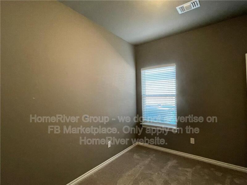 1016 Southwest 91st Street - Photo 4 of 14