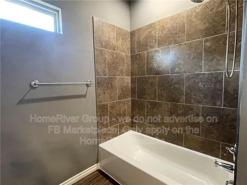 1016 Southwest 91st Street - Photo 7 of 14