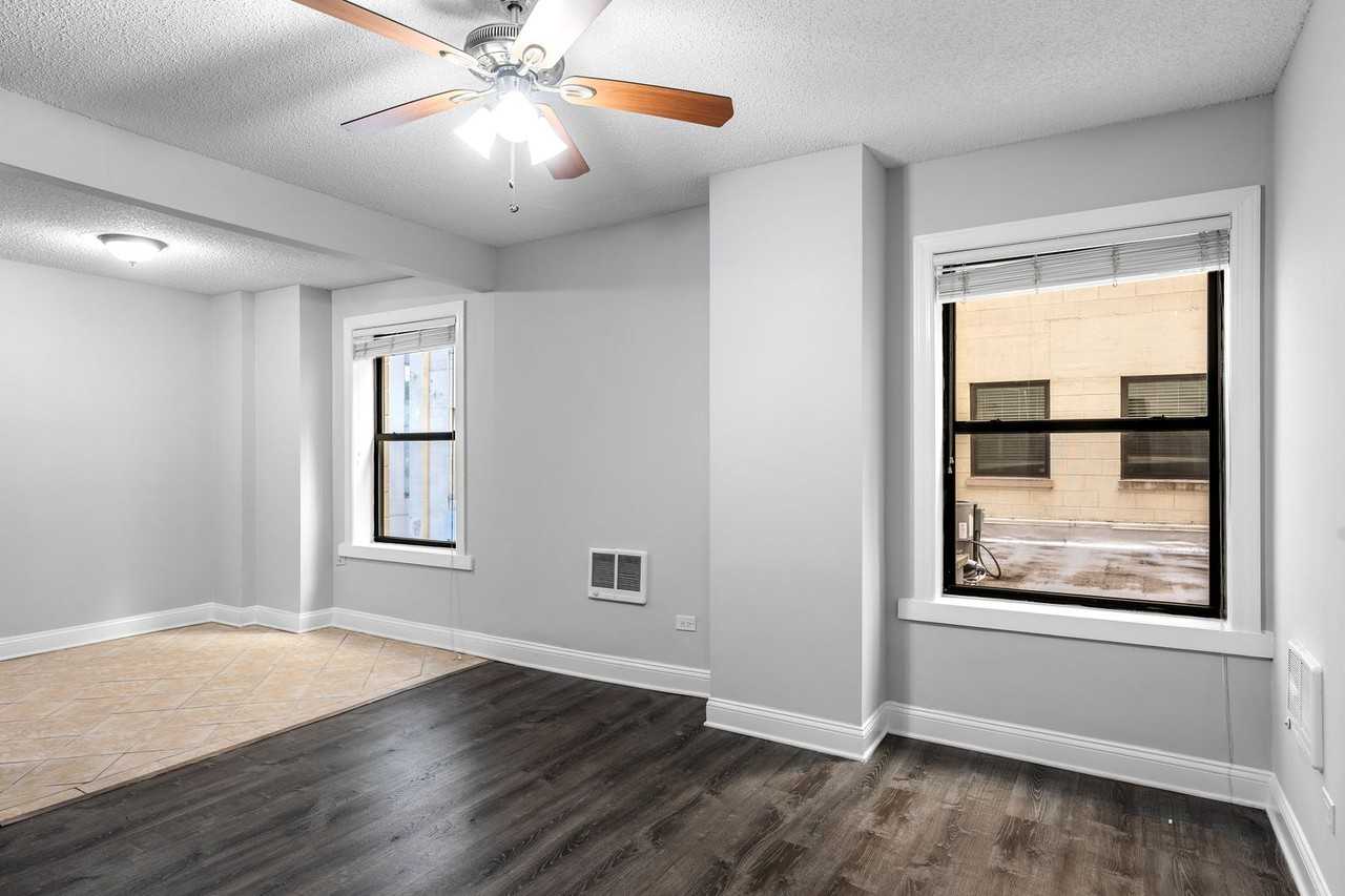 The Legacy HB at Clarendon Park - Photo 5 of 17