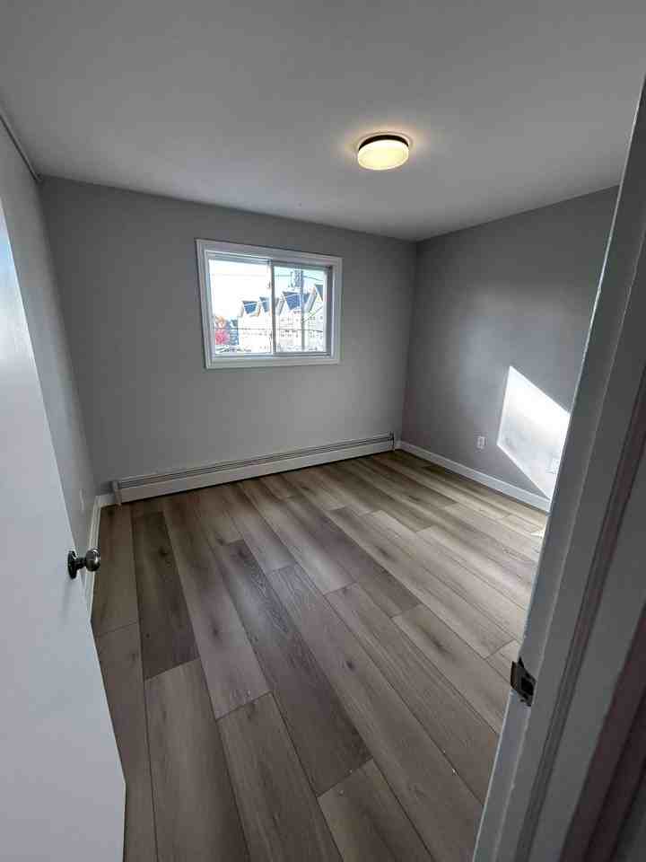 427 High Street #5 - Photo 6 of 11