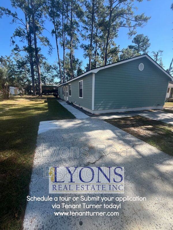 903 Greenwood Drive #A - Photo 2 of 9