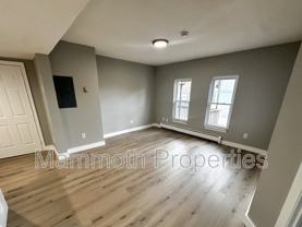 330 Lowell St #2R - Photo 1 of 1