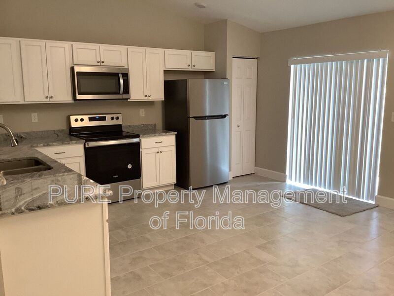 159 Marion Oaks Pass - Photo 6 of 22